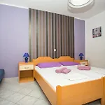 Daire Olivista Croatia Njivice