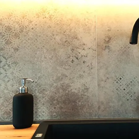 Olivista Croatia Njivice