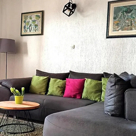 Olivista Croatia * Njivice