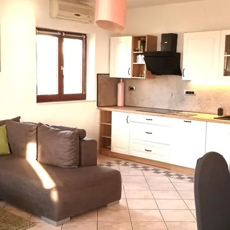 Olivista Croatia Njivice