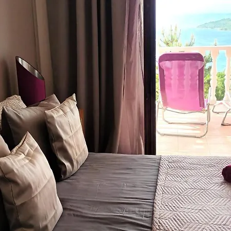 Olivista Croatia * Njivice